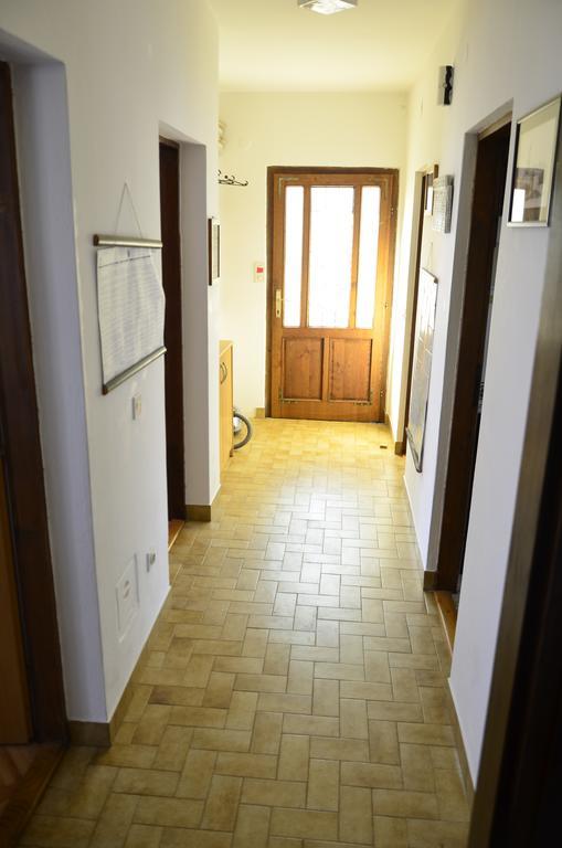 Apartment Anton Pinezići Extérieur photo