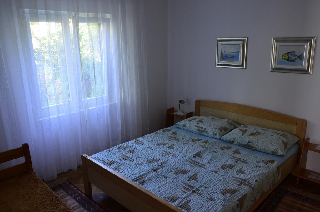 Apartment Anton Pinezići Extérieur photo