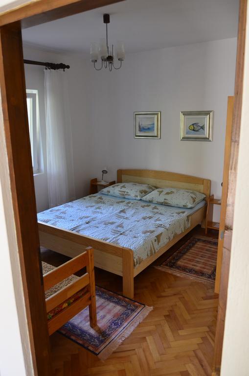 Apartment Anton Pinezići Extérieur photo